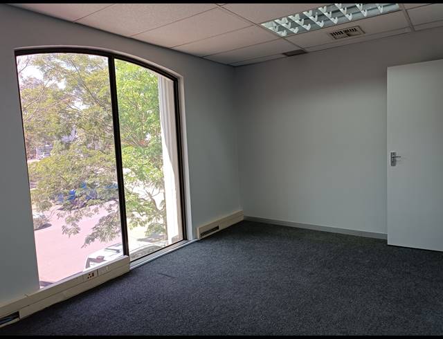 700M² OFFICE TO LET IN BO-DORP